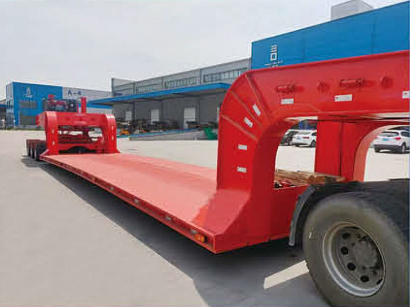 風(fēng)電機(jī)艙運(yùn)輸專(zhuān)用車(chē)2