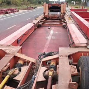 大型罐體運輸專用車